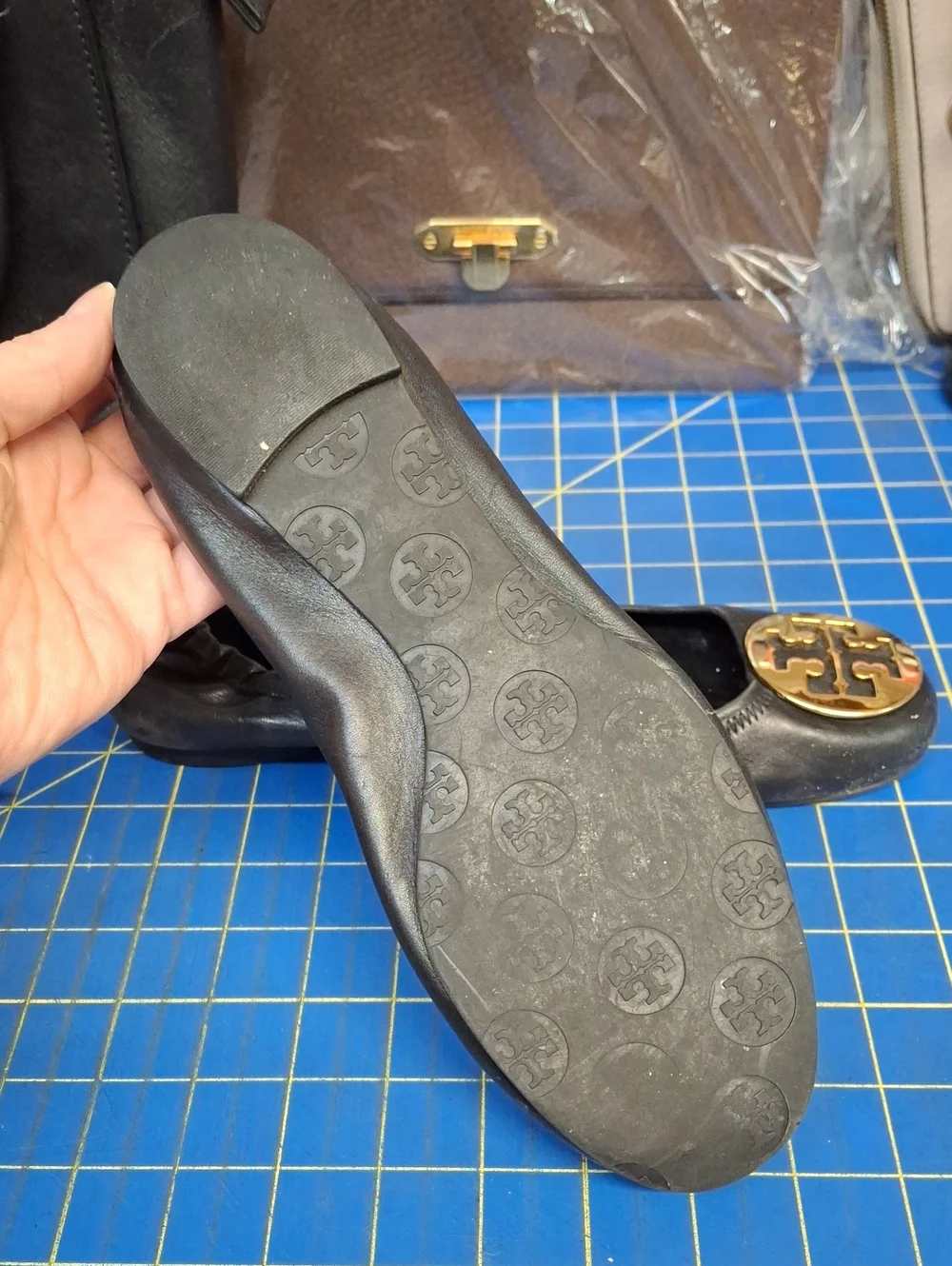 Tory Burch Black Leather Reva Logo Ballet Flats Sz 9.5 Preloved